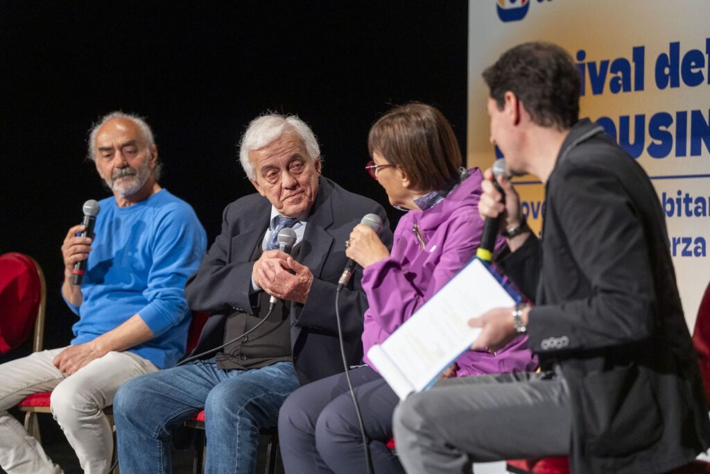 0101 Co housing teatro vascello nella pagina 18 Aprile 2026: La stagione dei legami Contro la solitudine della vita lunga 0101 Co housing teatro vascello nella pagina 18 Aprile 2026: La stagione dei legami Contro la solitudine della vita lunga
